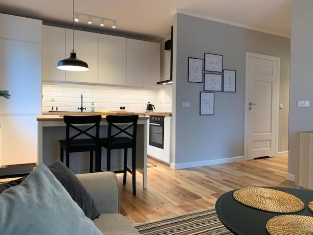 Komfortowy Apartament Z Parkingiem 弗罗茨瓦夫 外观 照片