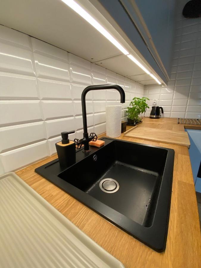Komfortowy Apartament Z Parkingiem 弗罗茨瓦夫 外观 照片