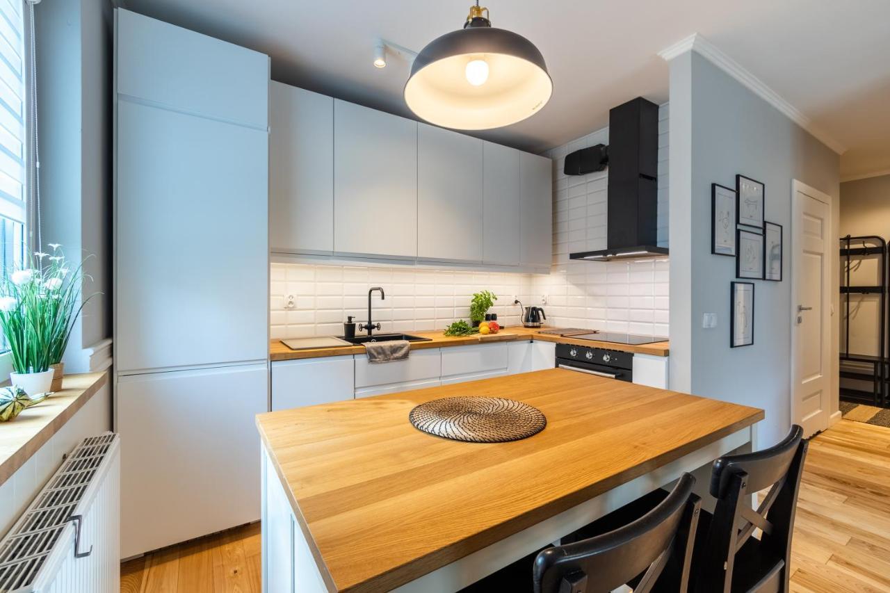 Komfortowy Apartament Z Parkingiem 弗罗茨瓦夫 外观 照片